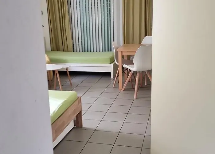 Pensjonat Gaestehaus3land In Weil am Rhein